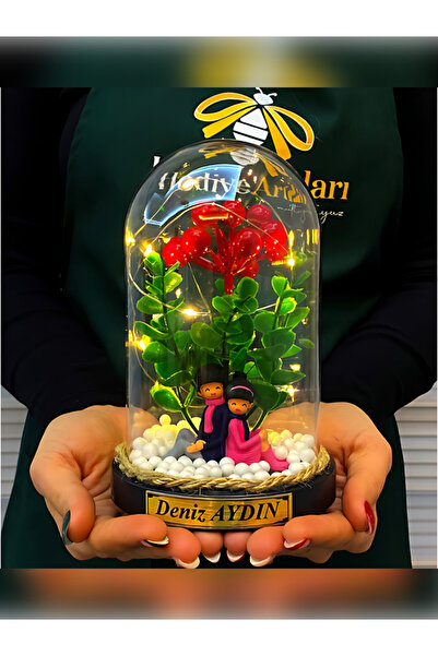 hediye arıları Kişiye Özel İsimli Led Işıklı Fanus - Kokina Çiçekli ve Sevgil...