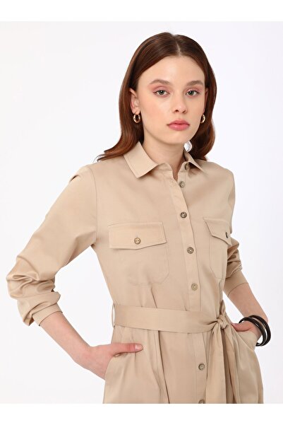 Refka Cepli Önü Düğmeli Kuşaklı Poplin Bej Tesettür Elbise -