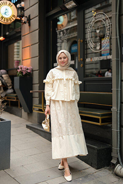 LOCCO Women's Ruffle Stone Embroidered Cream