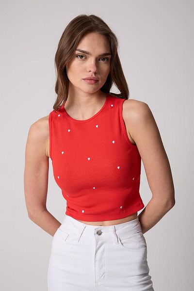 AMİDA Women's Crop Tank Top Ribbed Look Heart Embroidered Red - 2506