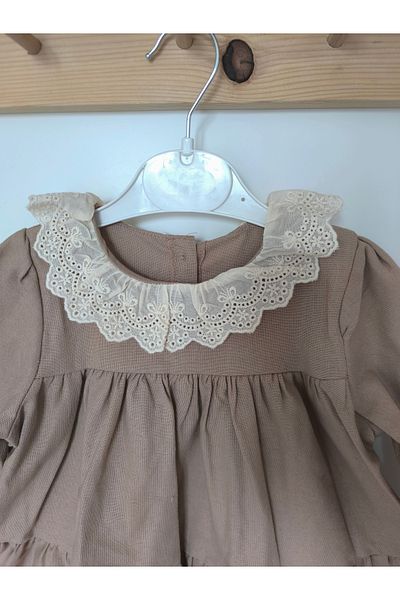 Butik Linen Dress with Lace Collar for Baby Girl
