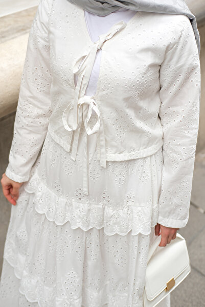 LOCCO Біла жіноча спідниця з воланами