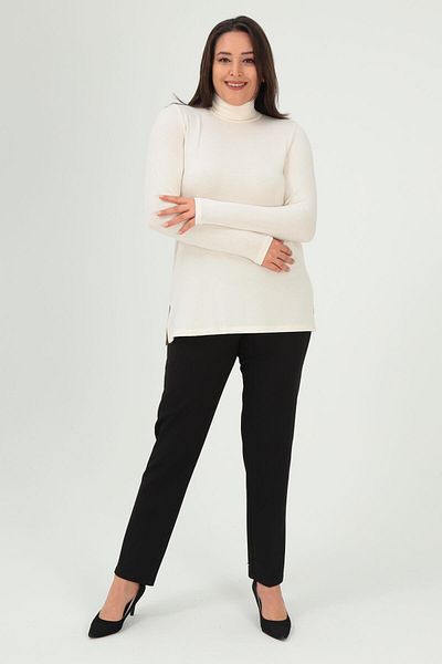 Trend42plus Turtleneck Ecru Knitwear