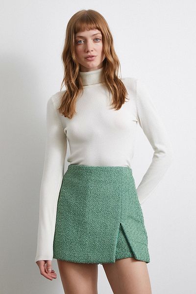 Never more Slit Green Skirt Shorts
