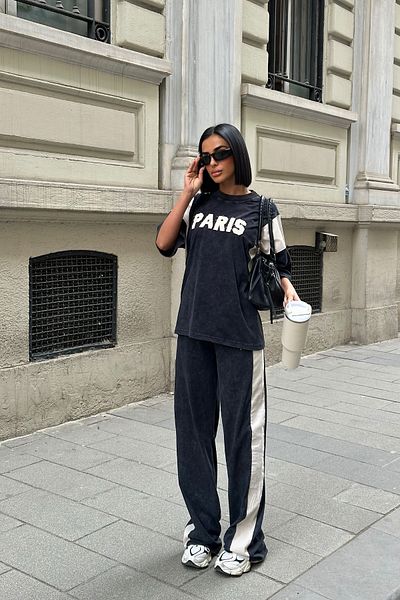 Bliss Γυναικείο σετ φούτερ με κοντό μανίκι Paris με άνετο κάτω μέρος