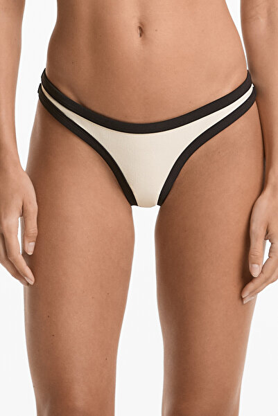 Oysho Kontrast biyeli orta belli bikini altı