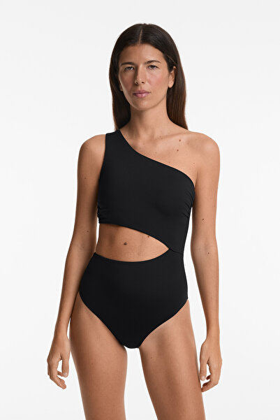 Oysho Asimetrik trikini