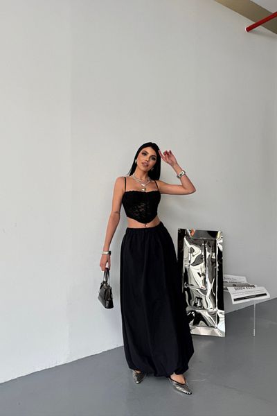 Kokosh moda FUSTA BALON ELASTICĂ BEL TĂIATĂ ŞANEL MĂRIME ȚESĂTURĂ MOALE - Negru
