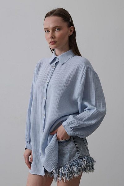 leyla sanat sanata yeni bir bakış açısı Leyla Sanat a New Perspective on Art Shirt - Baby Blue