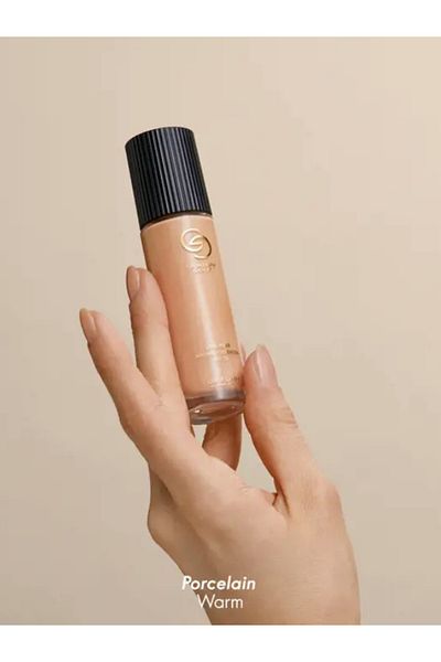 Oriflame Giordani Gold Mineral Foundation - Long Wear Porcelian Warm # 42102