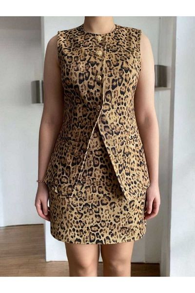 FK PYNAPPEL Design Leopard Gold Buttoned Vest & Mini Skirt Set