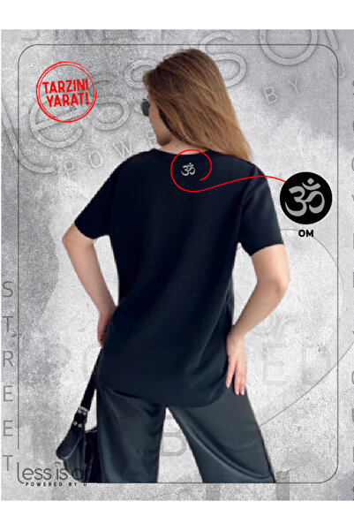 less is or تيشيرت أساسي أسود مقطوع بالليزر مع رمز كاديم أوم/أوم