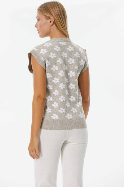 Sementa V-Neck Floral Motif Knitwear Sweater - Mink