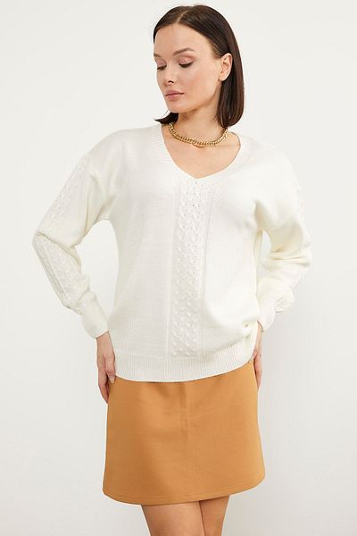 Sementa V-Neck Knitwear Sweater with Hair Braid Detail - Bone