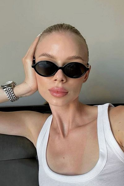 REN EYEWEAR Tr Mi̇ux Vers2 Black Oval Sunglasses - Women's Modern Color Eyewear