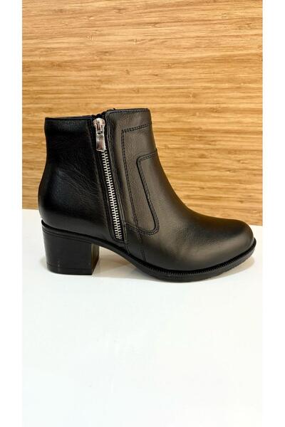 PUNTO 479401 Fermuar Detaylı Hakiki Deri Topuklu Kısa Bot