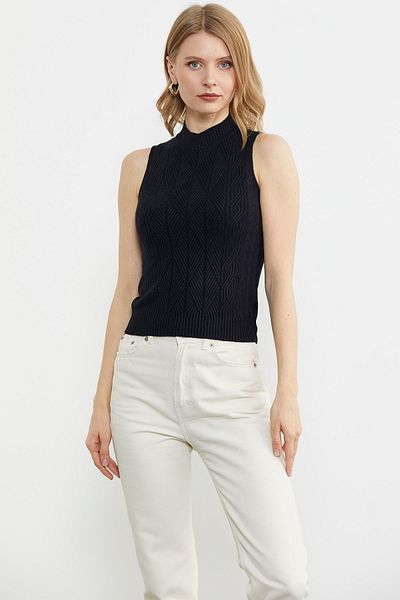 Sementa Motif Stand Collar Knitwear Sweater - Black