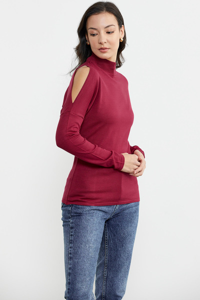 Sementa Knitwear Sweater with Shoulder Detail - Claret Red