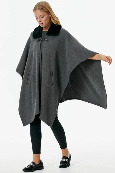 Sementa Women's Faux Fur Detailed Knitwear Poncho - Dark Gray