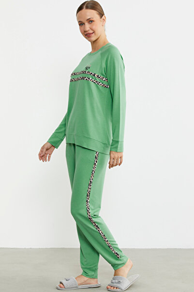 Sementa Leopard Striped Green Jogger Pajama Set