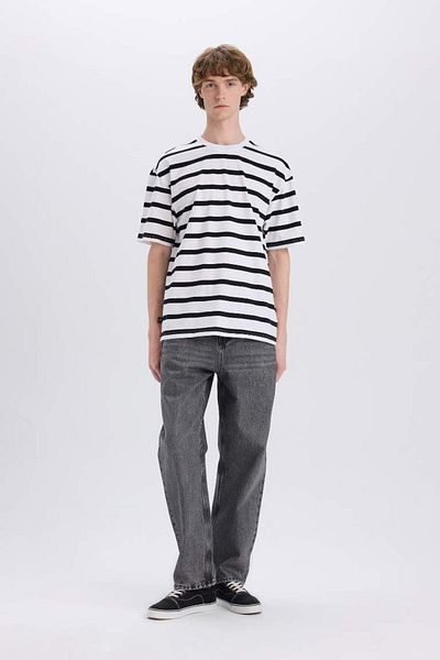 DeFacto 100% Cotton Boxy Fit Crew Neck Striped Short Sleeve T-Shirt E1160Ax25Sm