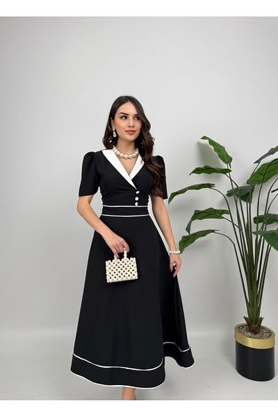 Afiş Butik Rochie midi neagră cu guler alb - Detaliu cu nasturi