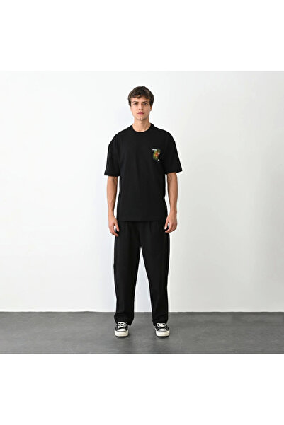 FREEDOM STOREE Μπλουζάκι Velmora Crew Neck με τύπωμα oversized - Μαύρο -