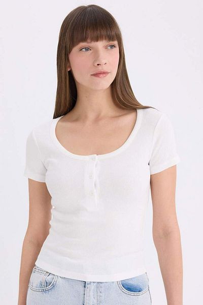 DeFacto Slim Fit Slim Fit Rundhalsausschnitt Basic Solid Twill Camisole Kurzarm Weißes T-Shirt E5781ax25sp