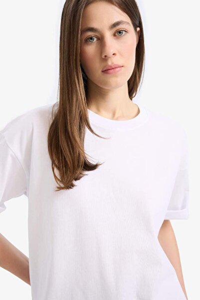 DeFacto Oversize Wide Fit Crew Neck Combed Cotton Basic Plain Short Sleeve White T-Shirt C0099Ax25Sp