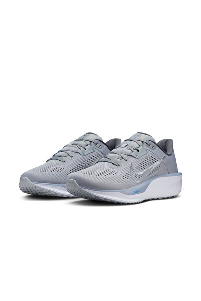 Nike QUEST 6