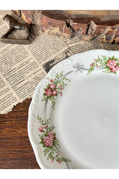 Bavaria German Porcelain Bavaria Antique Mini Dessert Plate with Bow 19.5 cm