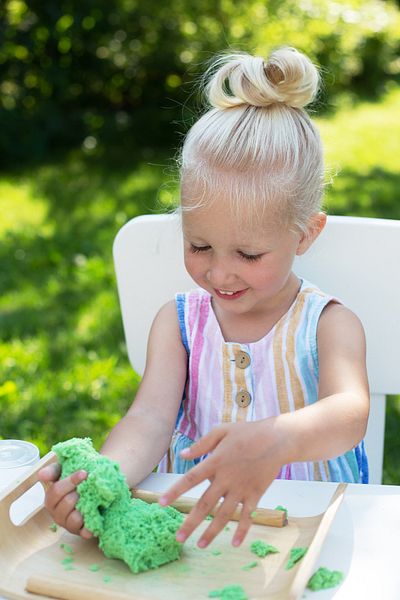 TutturX Green Natural Kinetic Sand 500Gr with 6 Molds Gift