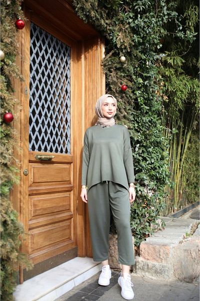 leyla sanat sanata yeni bir bakış açısı Leyla Sanat a New Perspective on Art Women's Two Thread Viscose Cotton Fabric Rigging Detailed Double Suit