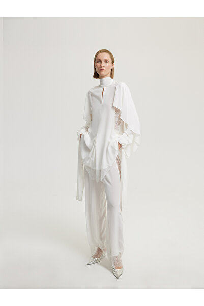 BAQA Yaka Şal Detaylı Ekru Bluz