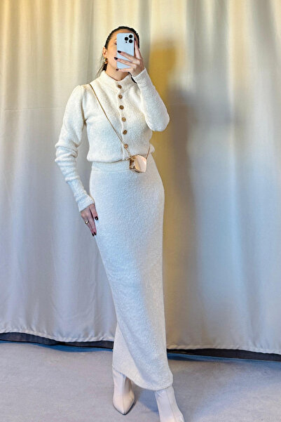 Damla Demli طقم فستان بسترة يوموش بلون أكرو