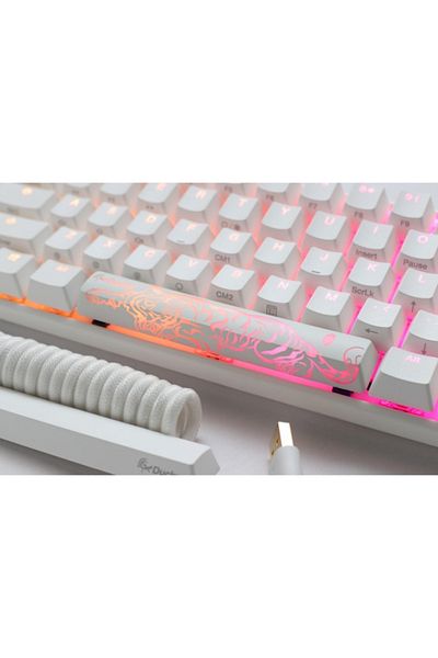 Ducky لوحة مفاتيح الألعاب الميكانيكية العربية One 3 Classic Pure White SF 65% Cherry Red Key