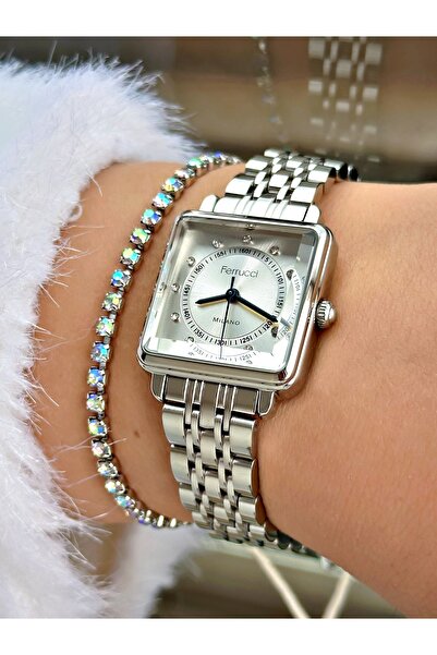 Ferrucci FERRUCCİ KARE KESME CAMLI RAKAMLARI TAŞLI GÜMÜŞ METAL KADIN KOL SAATİ
