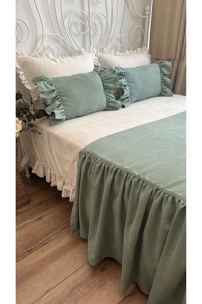 Decamor home Sage Green Frilly Bed Runner and Inner Filled Throw Pillow Set Double
