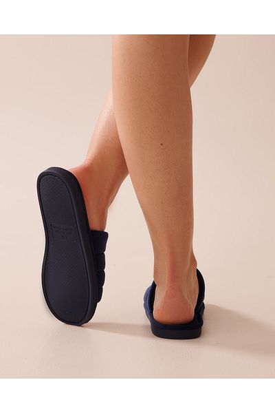La Vie en Rose Quilted Velvet Slippers