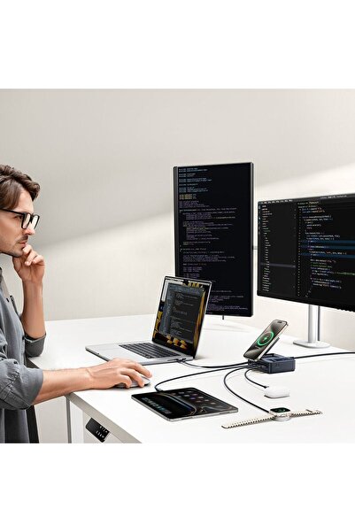 Baseus Nomos 5in1 Qi2 140W Masaüstü Şarj Cihazı siyah