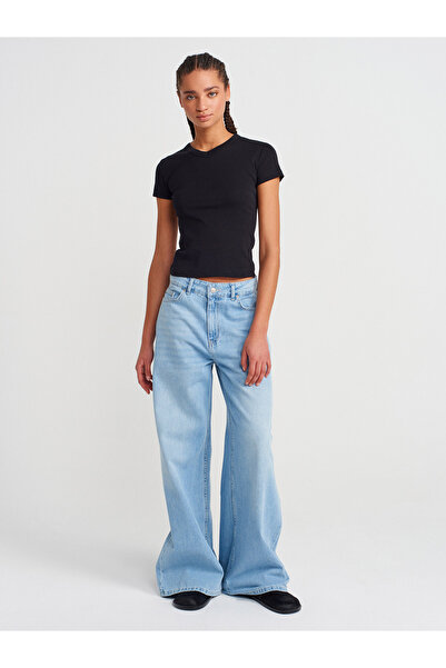 Dilvin 31673 V Yaka T-shirt-Siyah