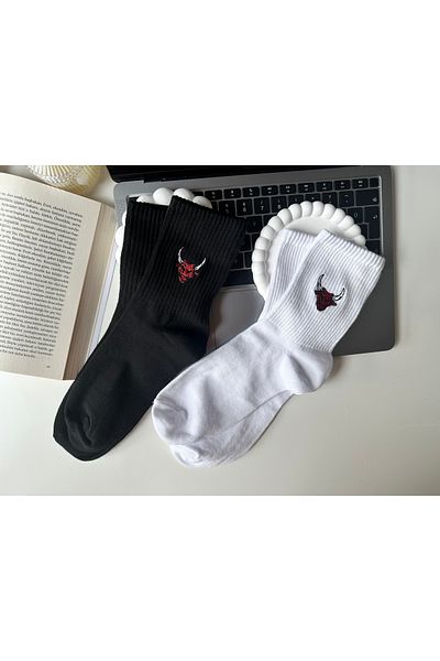 AYDK Unisex Casual Black White Cotton 2 Pairs Socket Socks Chicago Angry Bulls