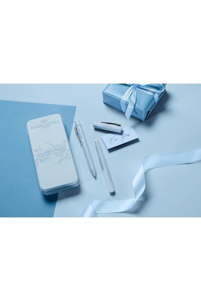 Faber Castell Grip 2011 Hediye Seti Gök Mavisi Metal Kutu Dolma Kalem Ve Tükenmez Kalem Yedek Kartuş