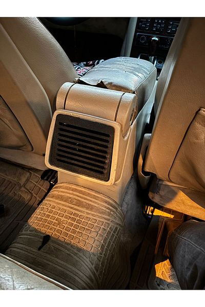 swordslife W140 rear seat vent grill