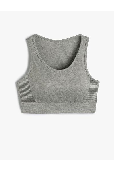 Koton Bedeckter Sport-BH Slim Fit mit nahtlosem Fensterdetail auf der Rückseite
