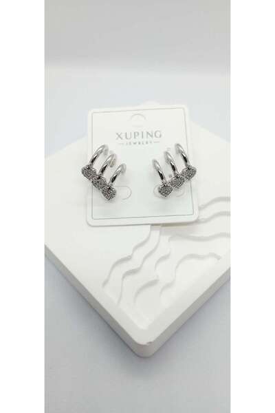 ndjewelry لون فضي ثلاثي المظهر أقراط قلب صغيرة من الحجر