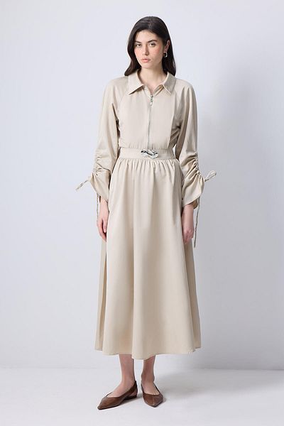 Touché Privé Metal Brooch Dress with Shirred Sleeves