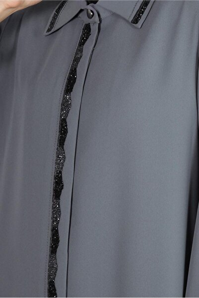 Alvina HIDDEN BUTTONED STONE EMBROIDERED PARDES 10736