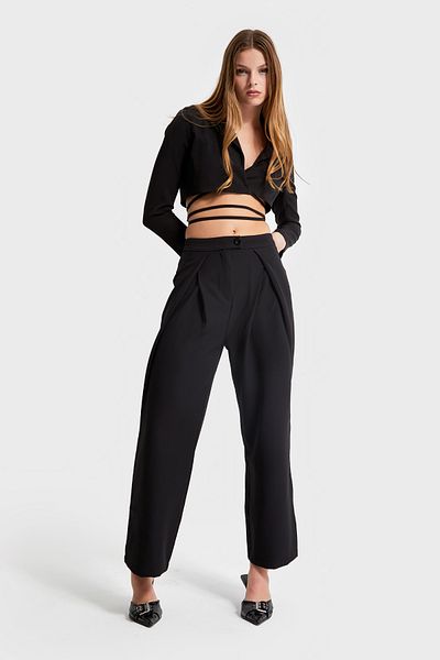 its basic Women's Black Color Pleated Front Relax Fit Fabric Trousers