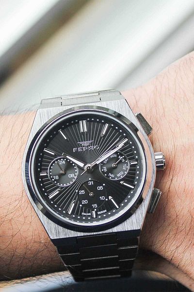 FERRO Fm11452A2 Men's Wrist Watch with Steel Cord